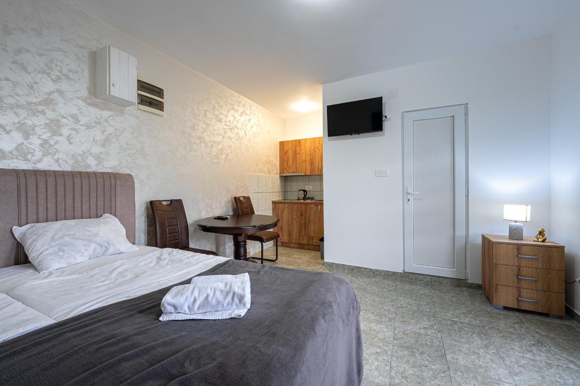 Apartments R&M Tivat Dış mekan fotoğraf