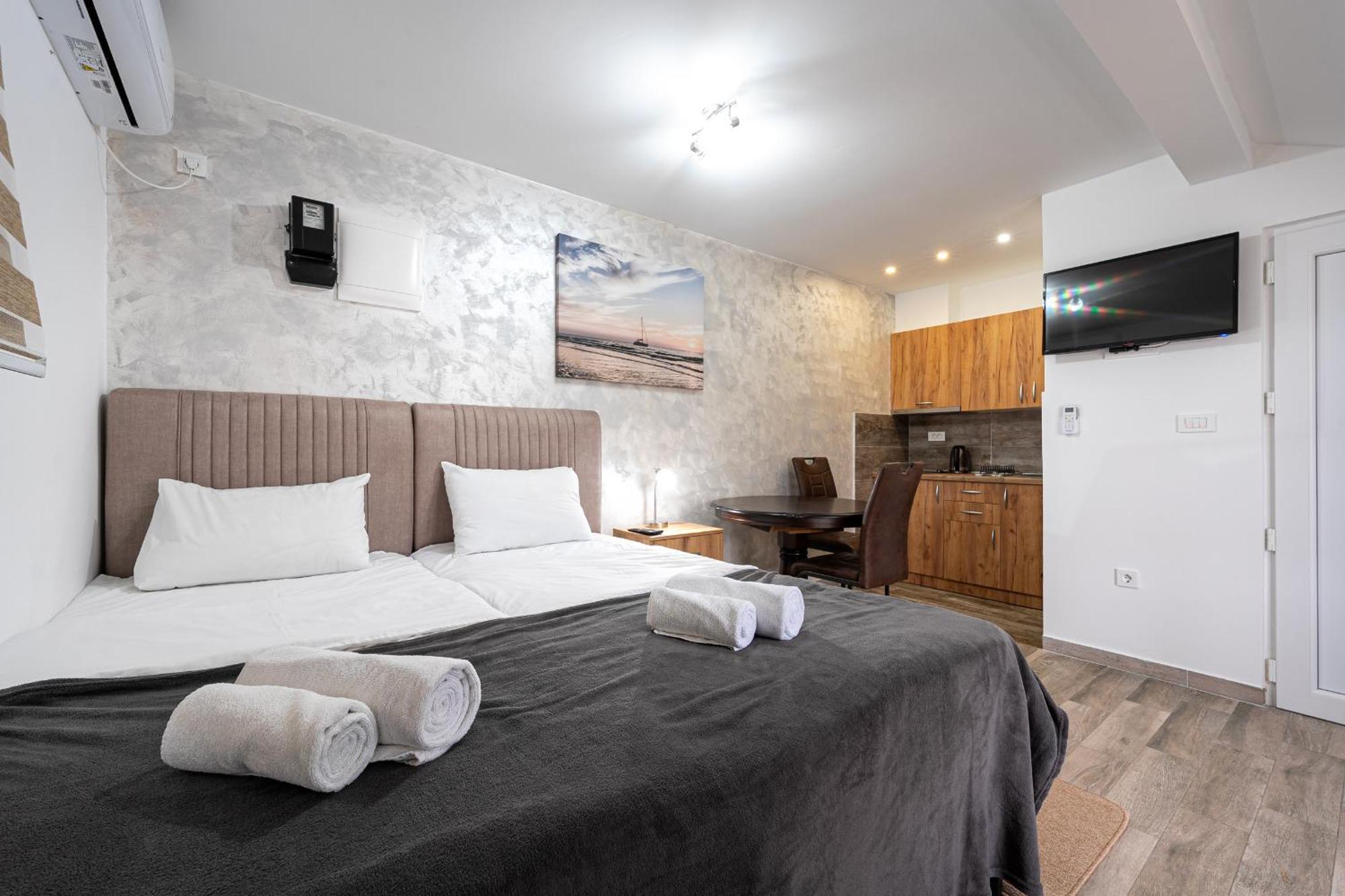 Apartments R&M Tivat Dış mekan fotoğraf
