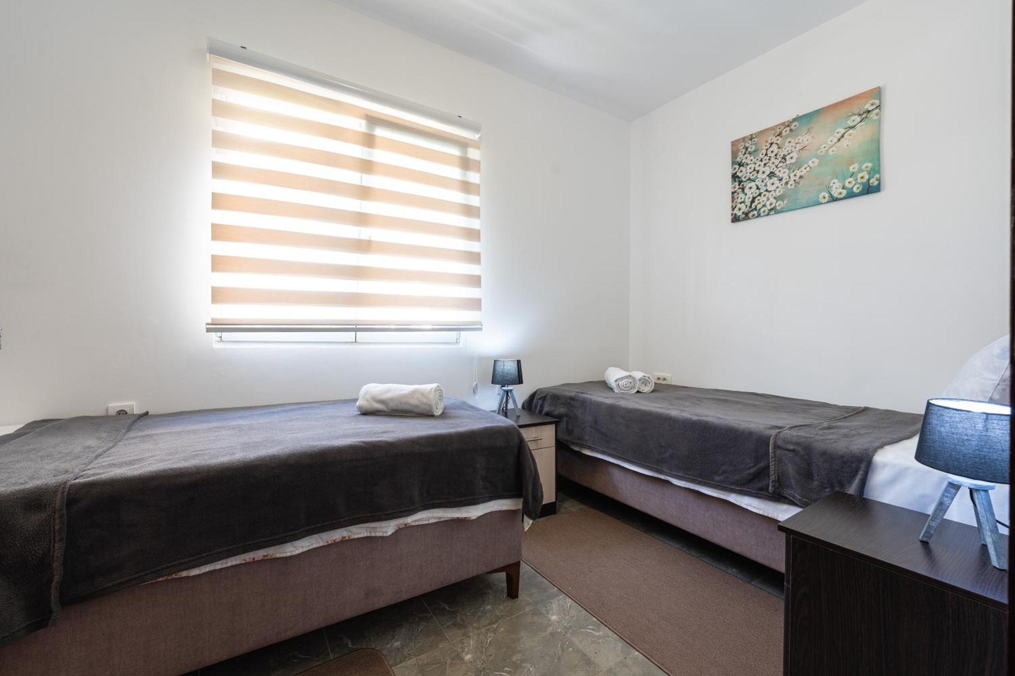 Apartments R&M Tivat Oda fotoğraf