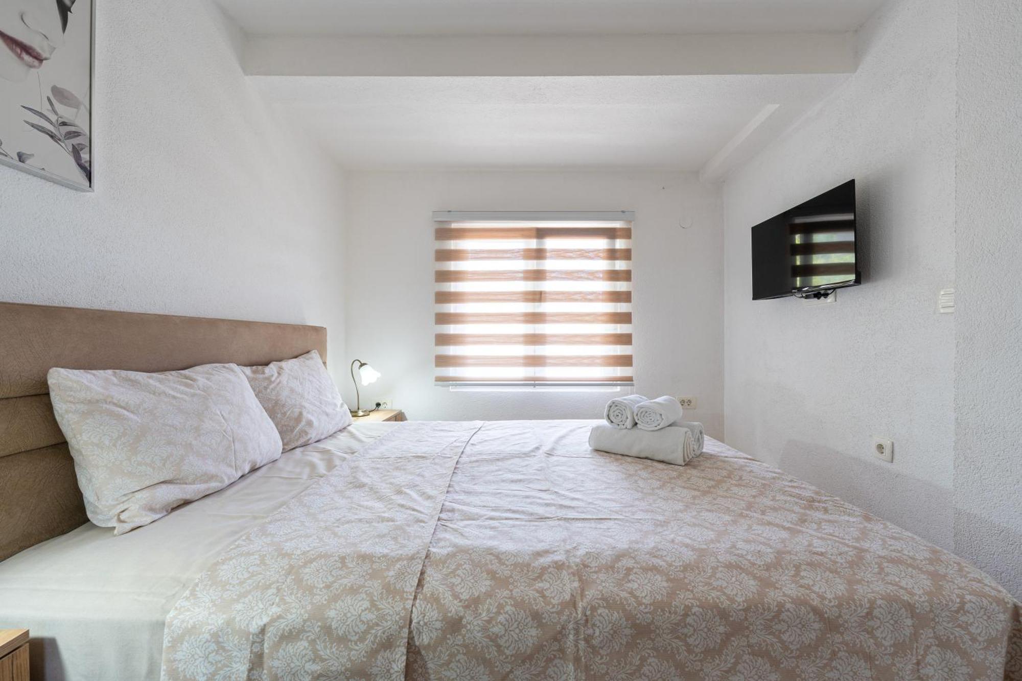 Apartments R&M Tivat Oda fotoğraf