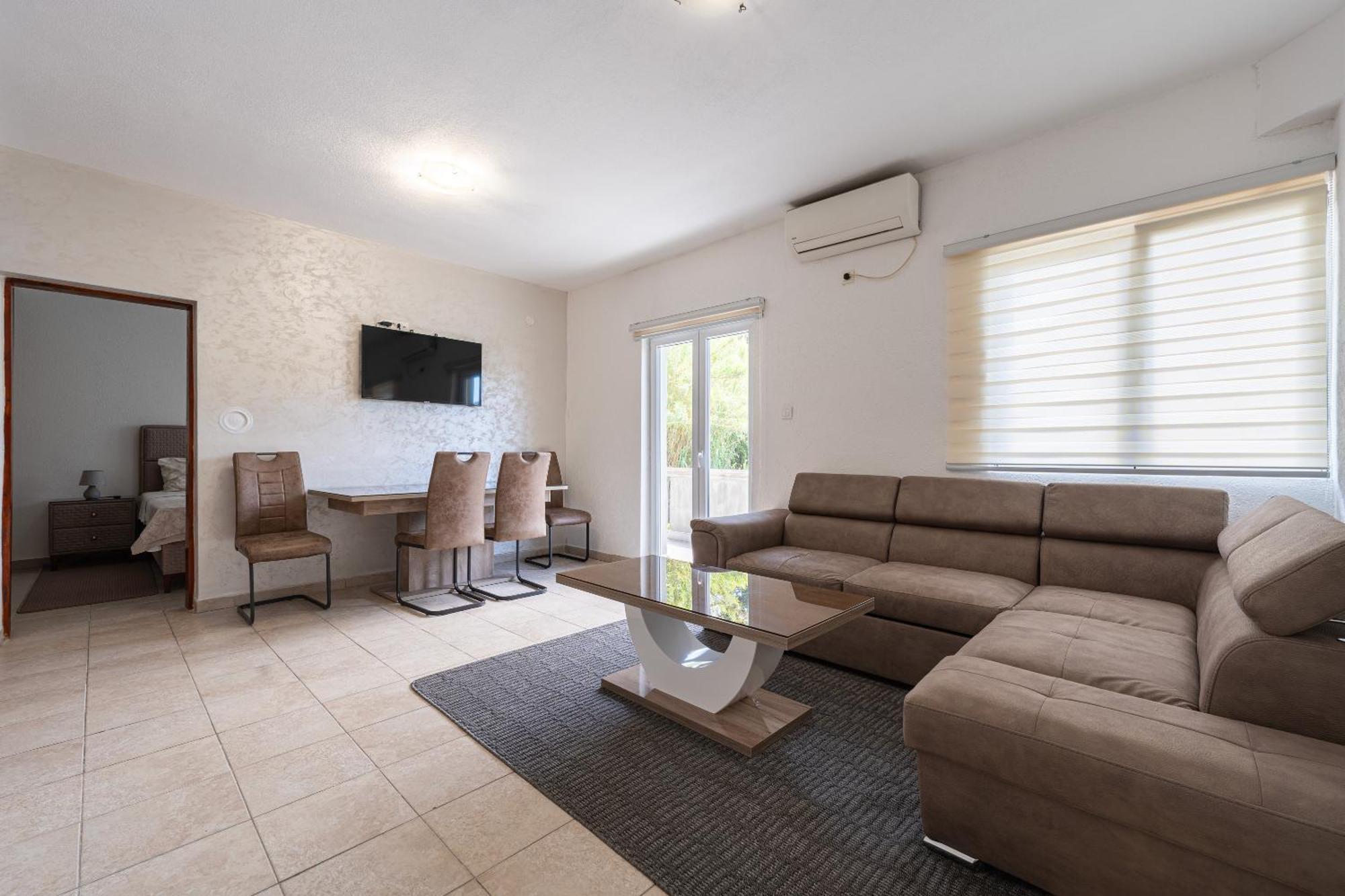 Apartments R&M Tivat Dış mekan fotoğraf